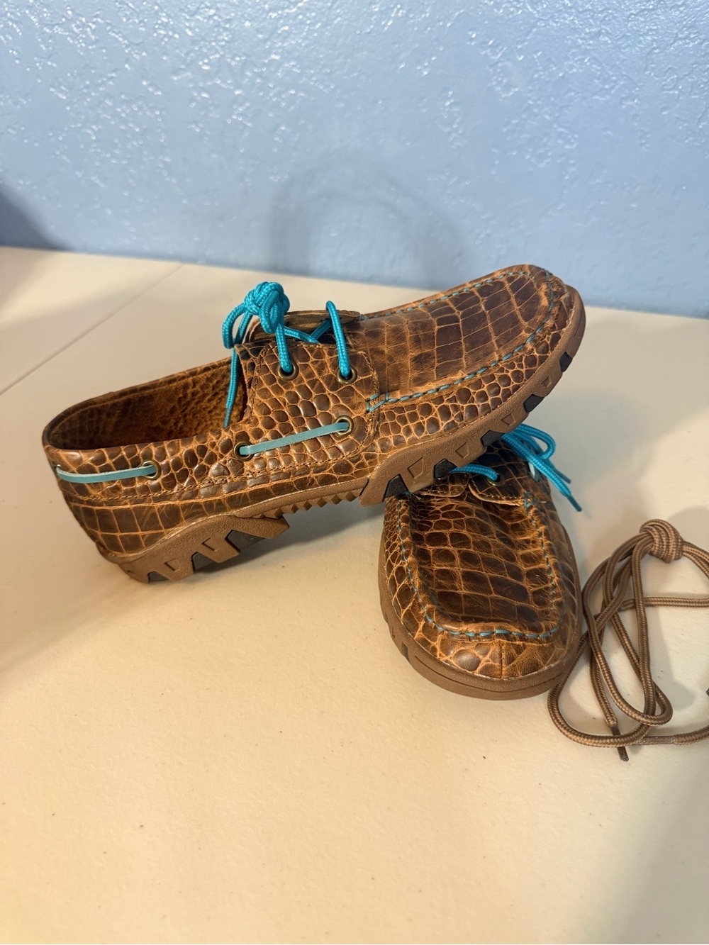 Ferrini women all leather alligator belly cowhide western print loafers size 8.5